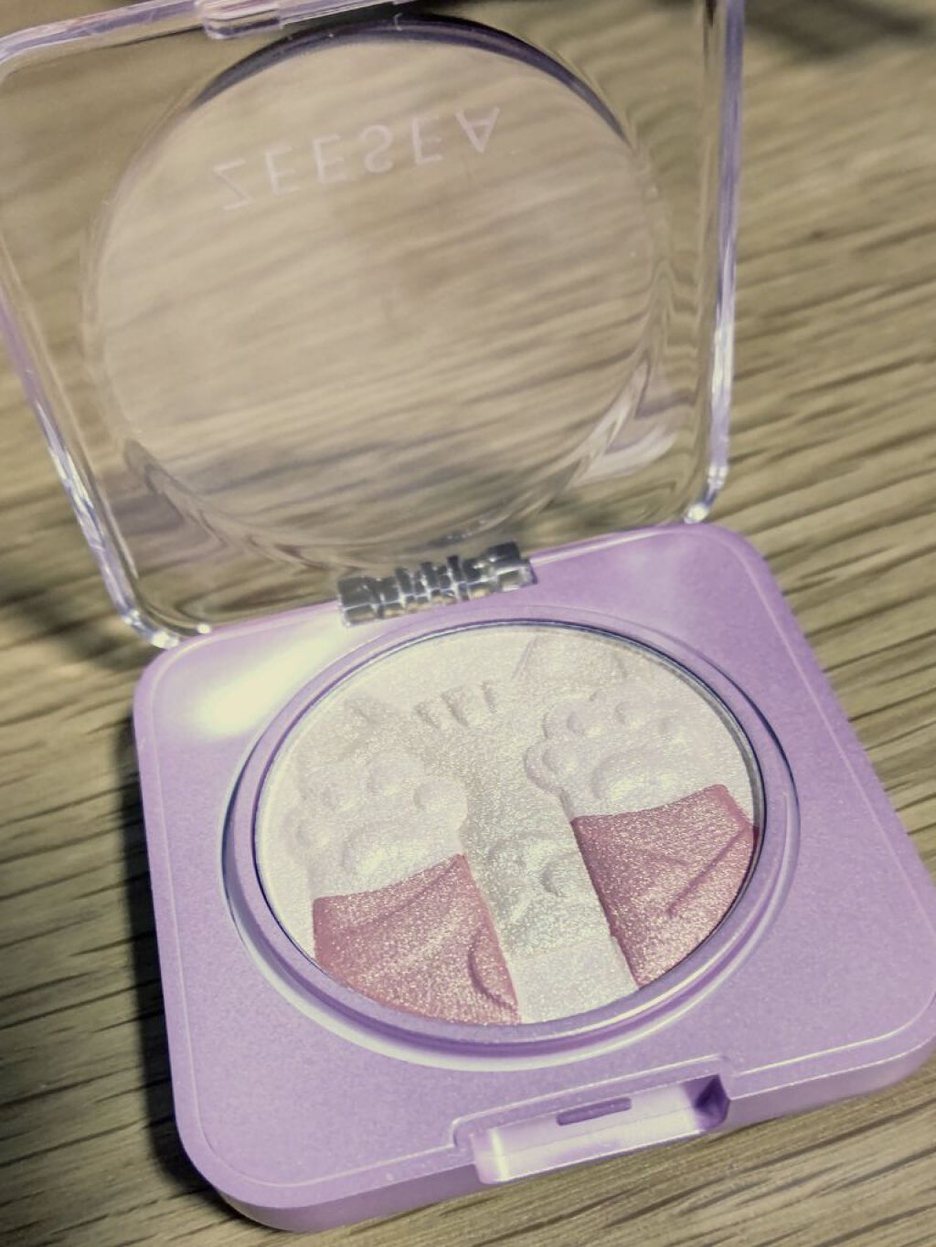 キャットハイライティングブラッシュ/ZEESEA/パウダーハイライトを使ったクチコミ（2枚目）