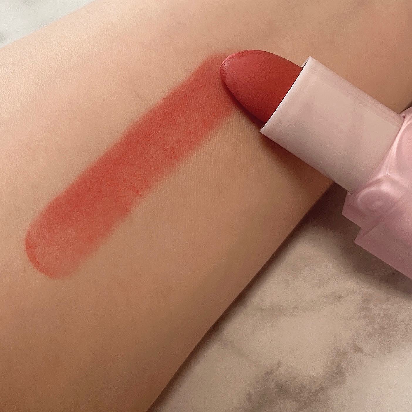 ベルベットフィックスリップバーム/perse/リップバームを使ったクチコミ(10枚目)