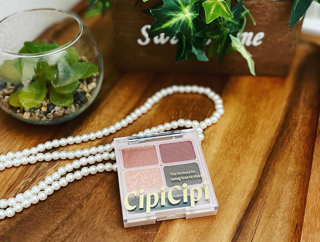 グリッターイルミネーションライナー/CipiCipi/リキッドアイライナーを使ったクチコミ（1枚目）