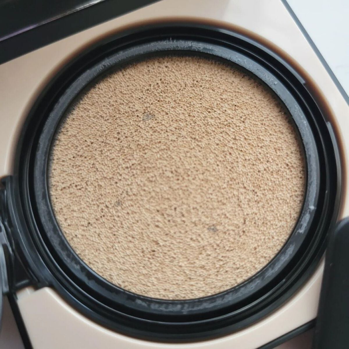 ロングラスティングコンシールフィクシングクッション /LUNA/クッションファンデーションを使ったクチコミ(5枚目)