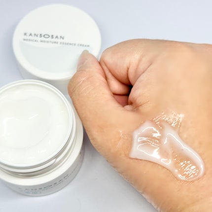 乾燥さん 薬用しっとり化粧液【医薬部外品】/乾燥さん/オールインワン化粧品を使ったクチコミ(4枚目)