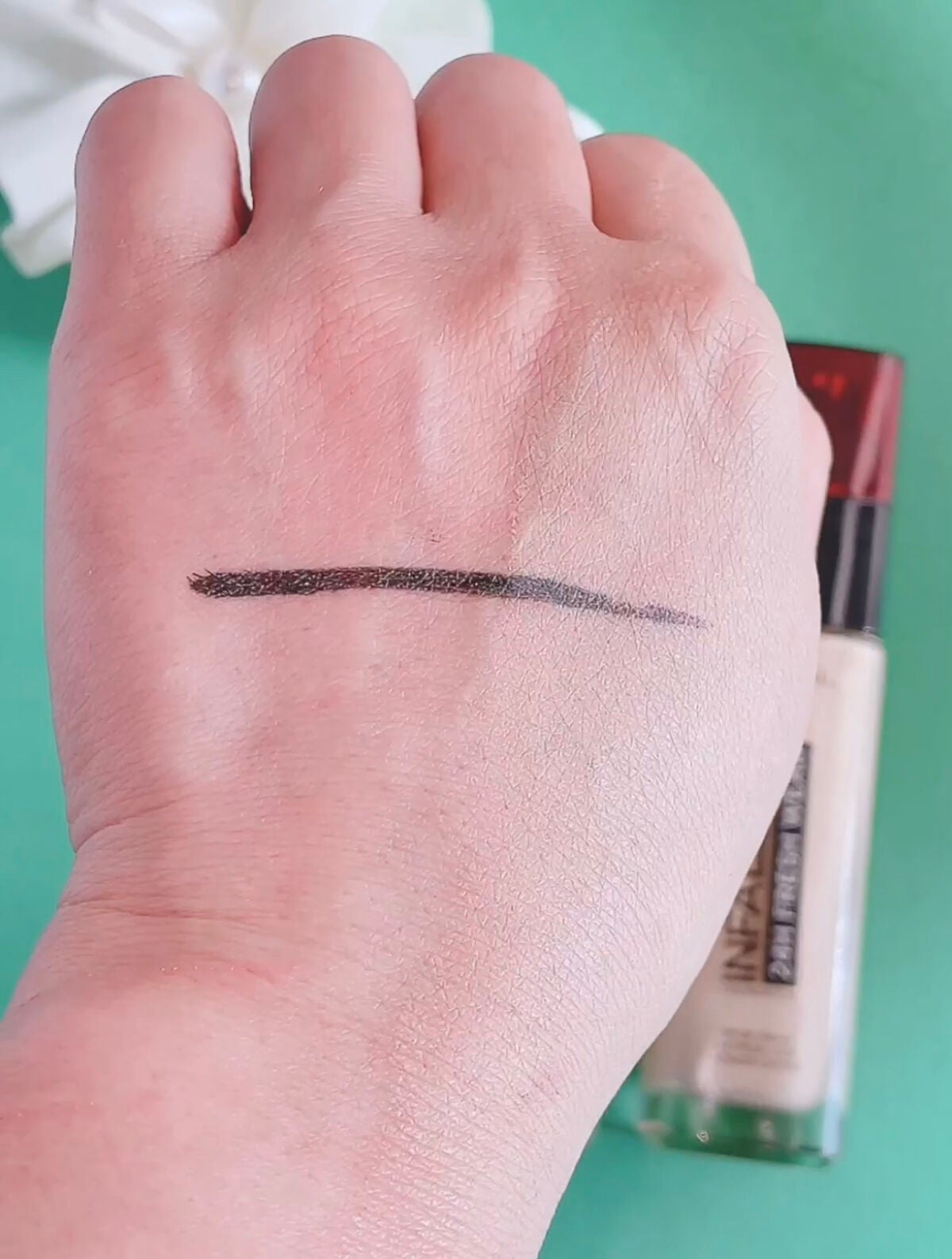 マットシフォン UVリキッドファンデ/KiSS/リキッドファンデーションを使ったクチコミ(3枚目)