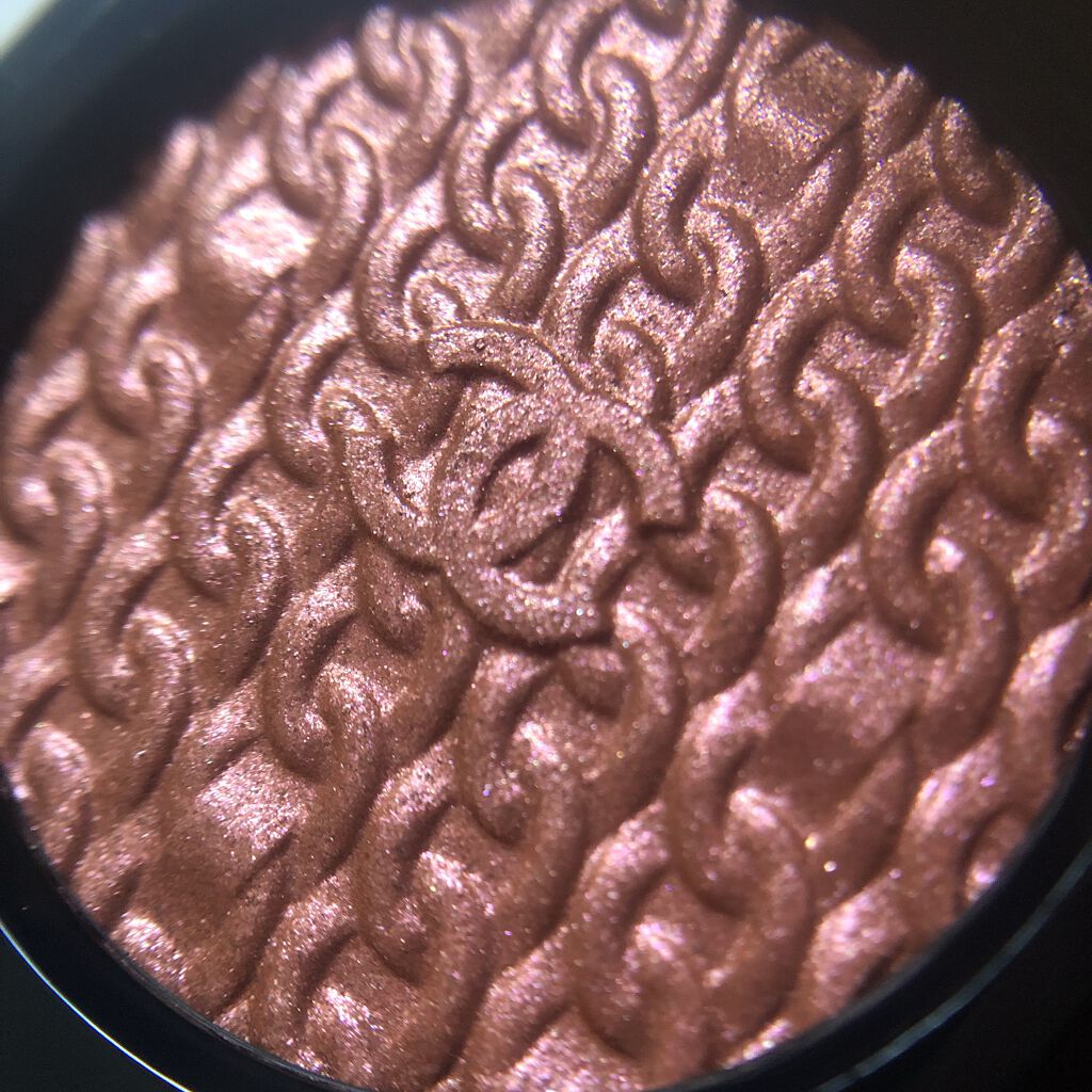 オンブル プルミエール プードゥル/CHANEL/単色アイシャドウを使ったクチコミ(4枚目)