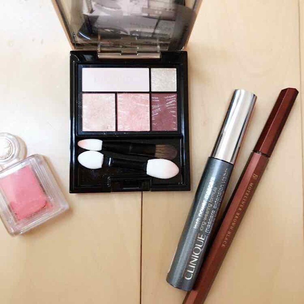 モテライナー リキッド/UZU BY FLOWFUSHI/リキッドアイライナーを使ったクチコミ（3枚目）