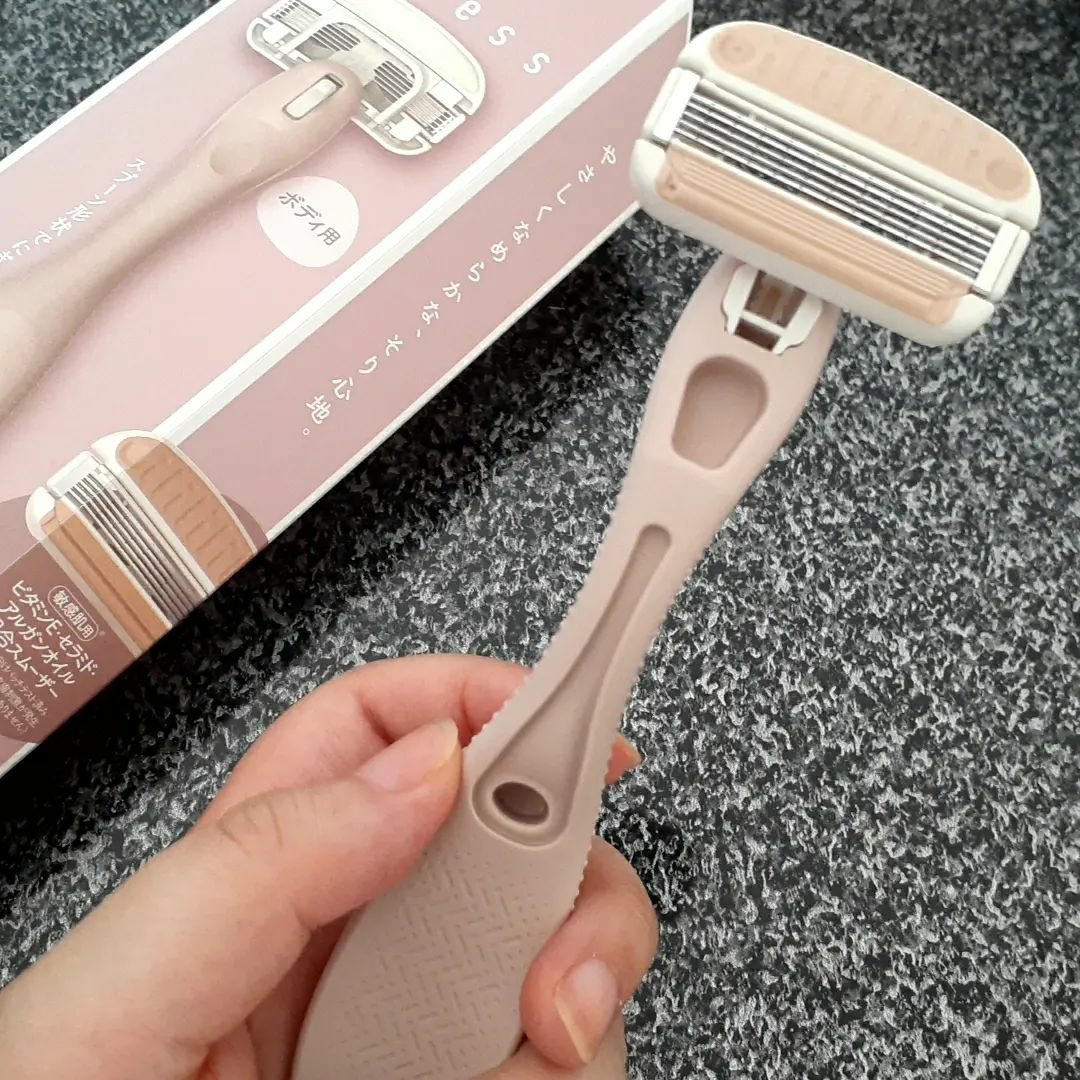 miness VIOデリケートゾーン用カミソリ/貝印/シェーバーを使ったクチコミ（3枚目）
