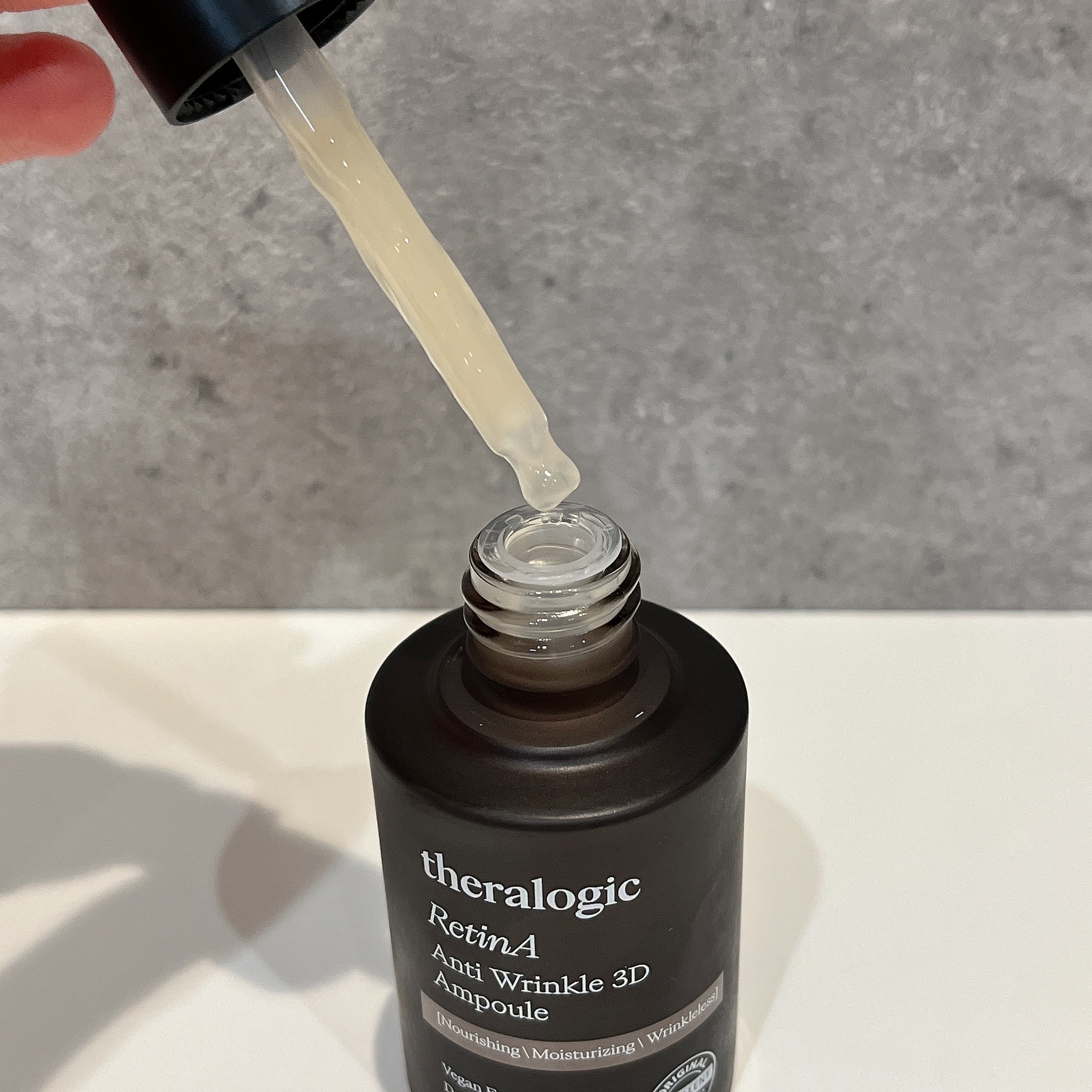 Retin A アンチ リンクル3Dアンプル/theralogic/美容液を使ったクチコミ（2枚目）