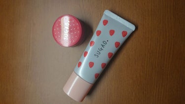 🍓イオンモールに入っているコスメコーナーで見つけました！
購入してから生産終了と知ってびっくり( Ꙭ)
スノーホイップのピンクのセットはもうなかったので、ホワイトのセットです。

🍓塗った感じが上手く撮