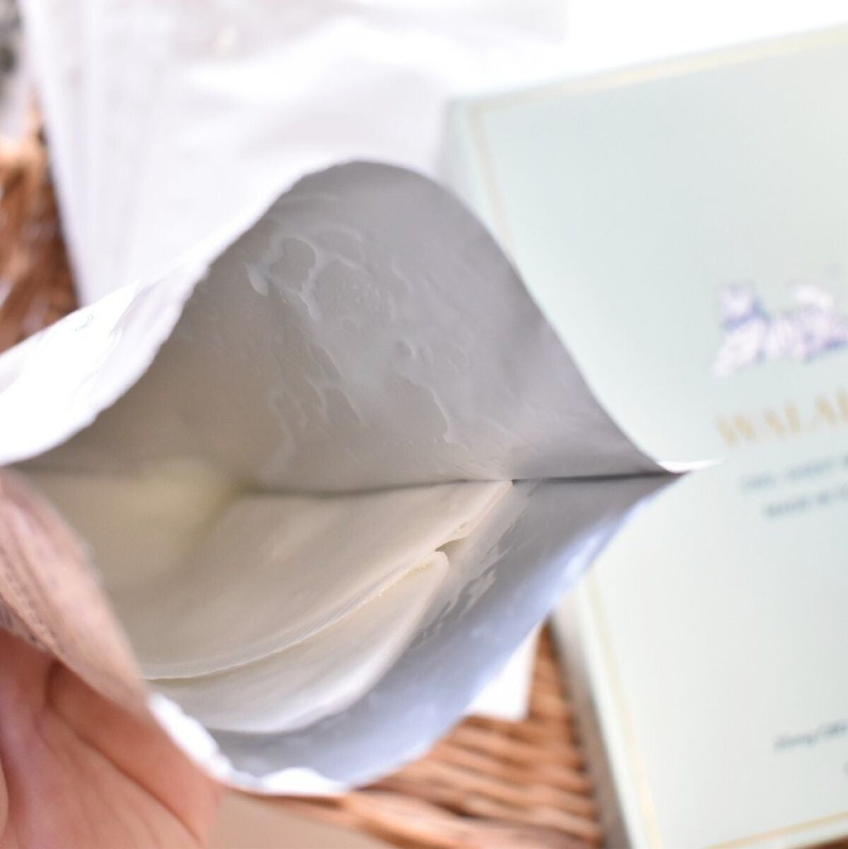 CBD ナイトリカバーフェイスマスク/WALALA/シートマスク・パックを使ったクチコミ(3枚目)