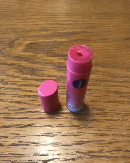 モイストピュアカラーリップ/ニベア/リップクリームを使ったクチコミ(2枚目)