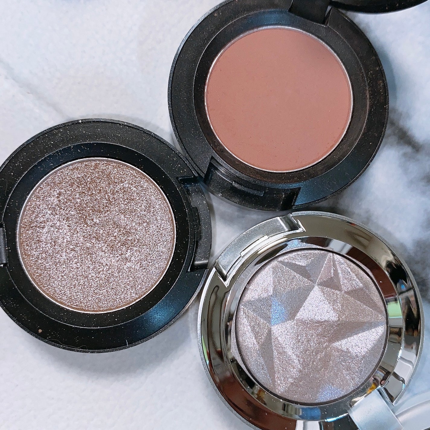 スモール アイシャドウ/M・A・C/単色アイシャドウを使ったクチコミ(3枚目)