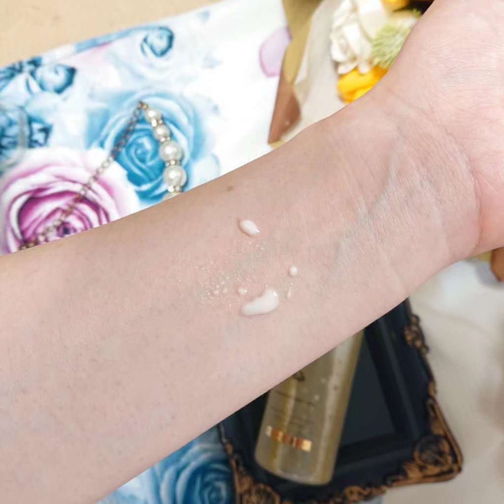 ウォータフルトーンアップサンクリーム/ダルバ/日焼け止めクリームを使ったクチコミ（3枚目）