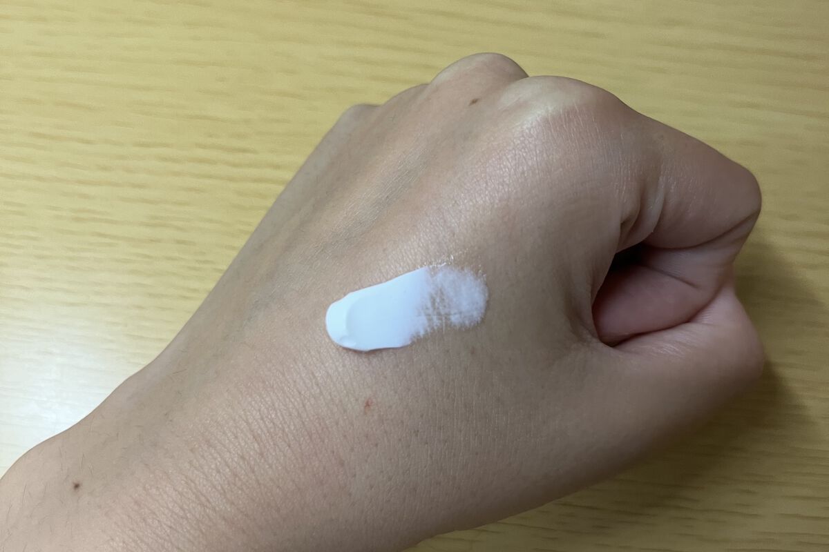 ニベアクリーム 限定デザイン チューブ(生産終了）/ニベア/ボディクリームを使ったクチコミ（3枚目）