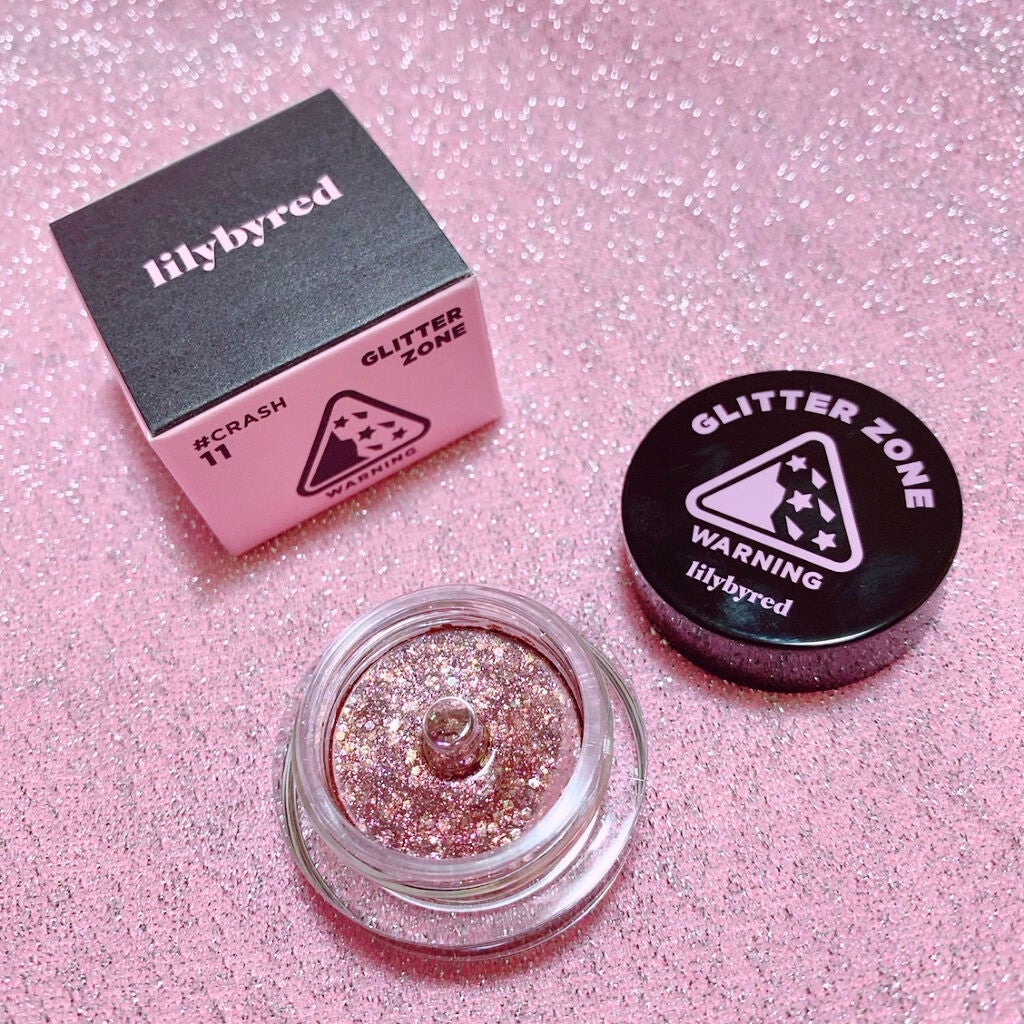 グリッターゾーン CRASH/lilybyred/グリッターを使ったクチコミ(2枚目)