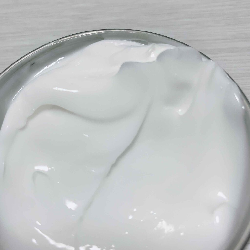 カウブランド 赤箱ビューティクリーム/カウブランド/ボディクリームを使ったクチコミ(2枚目)