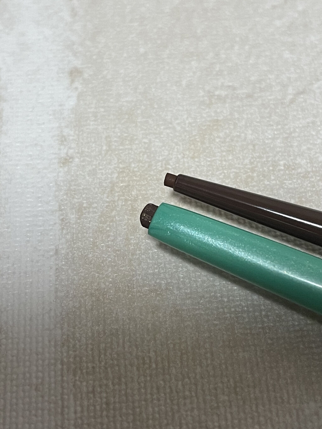 「密着アイライナー」クリームペンシル/デジャヴュ/ペンシルアイライナーを使ったクチコミ（2枚目）