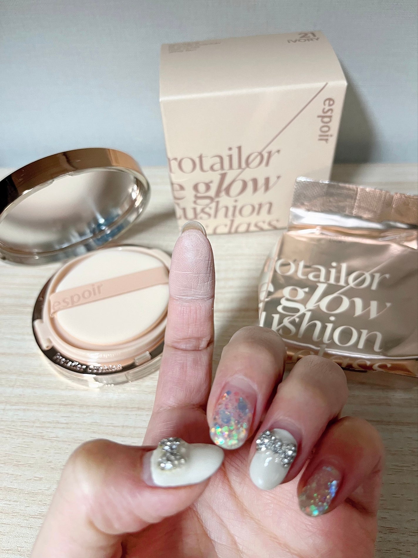 プロテーラービーグロウクッション ニュークラス/espoir/クッションファンデーションを使ったクチコミ(2枚目)