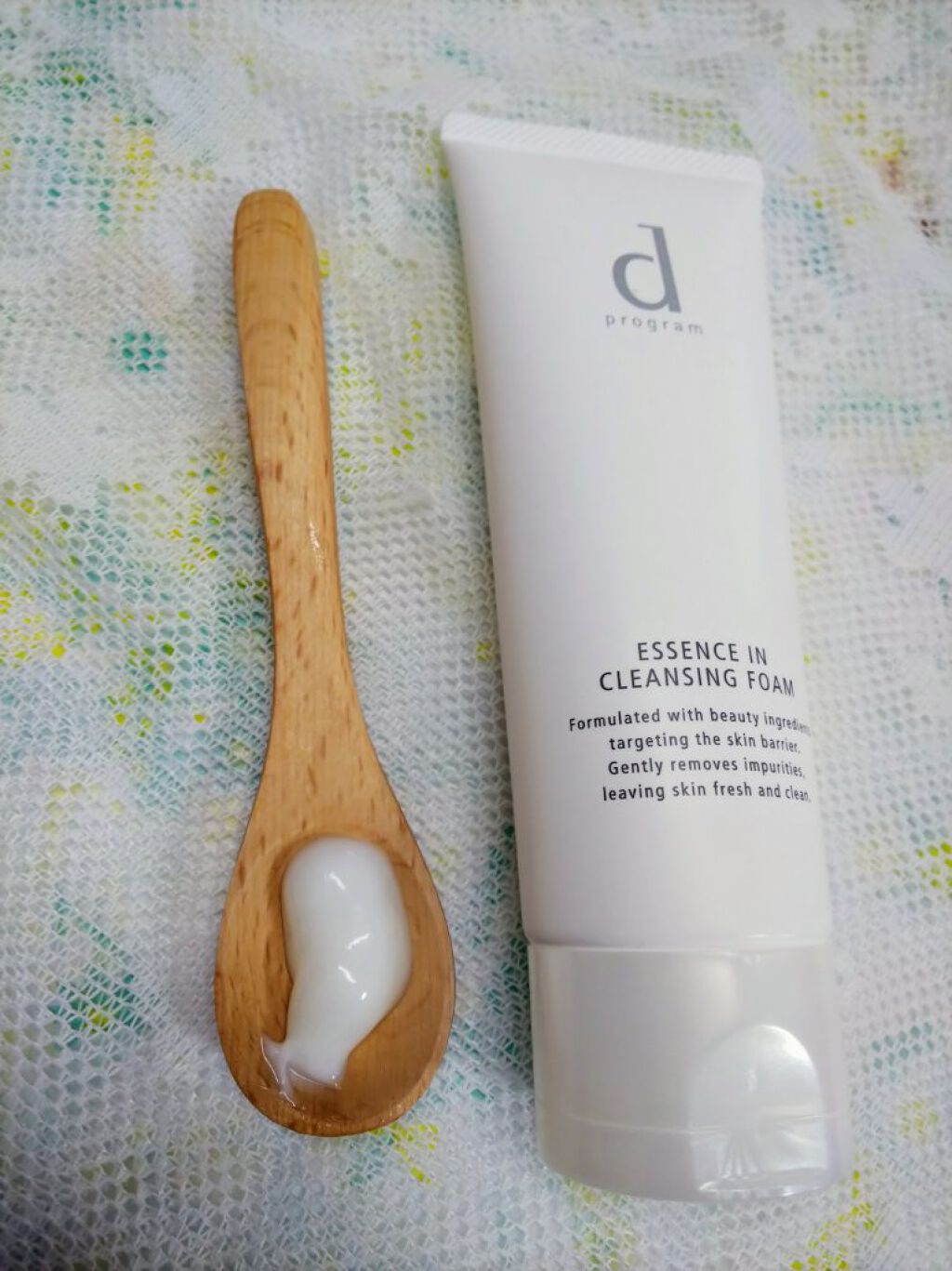 エッセンスイン クレンジングフォーム/d プログラム/洗顔フォームを使ったクチコミ(2枚目)