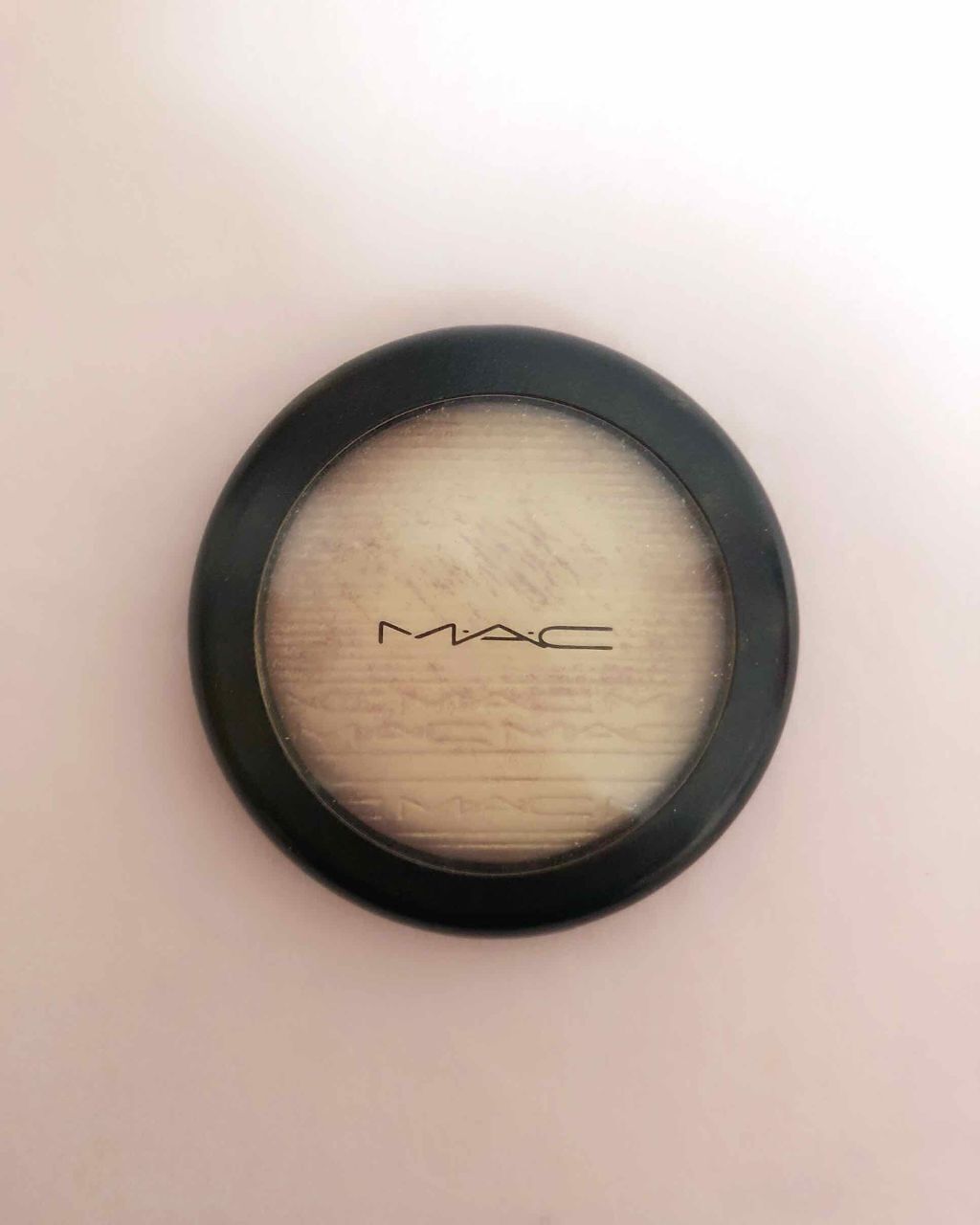 エクストラ ディメンション スキンフィニッシュ ビーミング ブラッシュ/M・A・C/プレストパウダーを使ったクチコミ（1枚目）