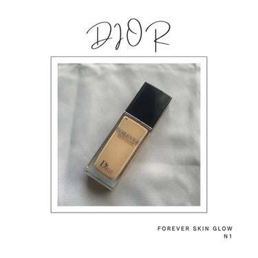 Dior ディオールスキン フォーエヴァー フルイド グロウのクチコミ「>Dior
>>forever skin glow
>>>N1
.
.
高級感のあるパッケージ.....」（1枚目）