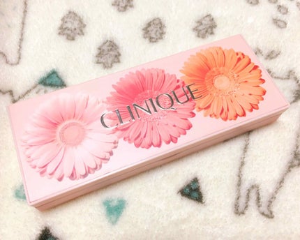 チーク ポップ オン ザ グロウ トリオ パレット/CLINIQUE/パウダーチークを使ったクチコミ(1枚目)