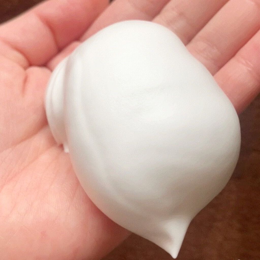 レーヌブランシュ イルミネイティングクレンジングフォーム/L'OCCITANE/泡洗顔を使ったクチコミ(3枚目)