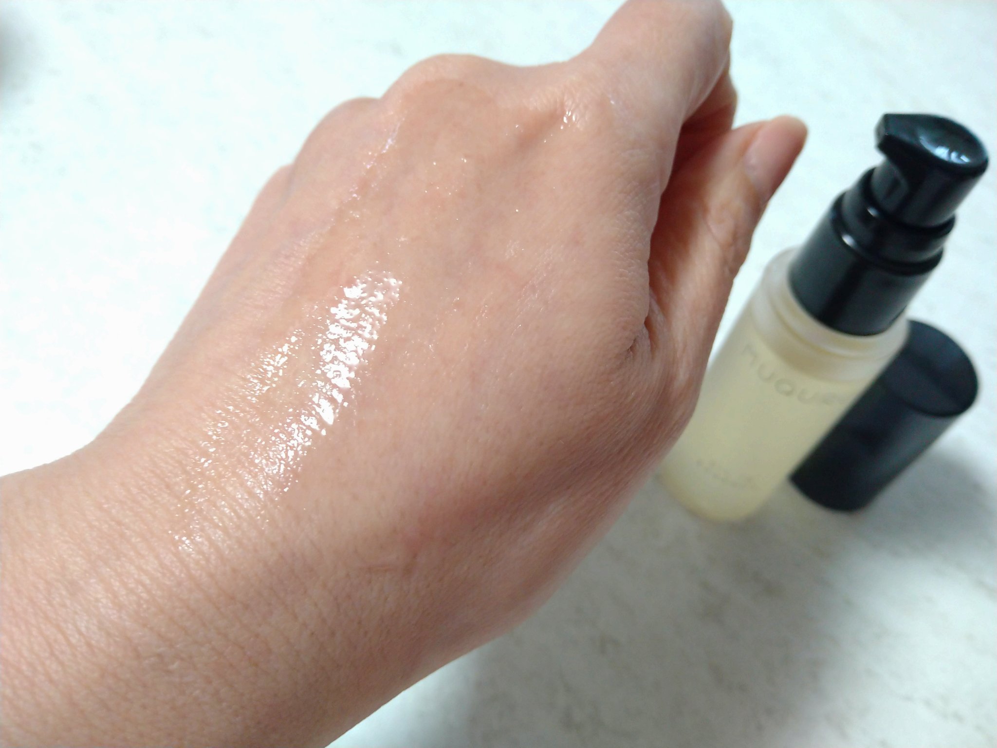 オイルインエッセンス/MUQURU/ブースター・導入液を使ったクチコミ（3枚目）