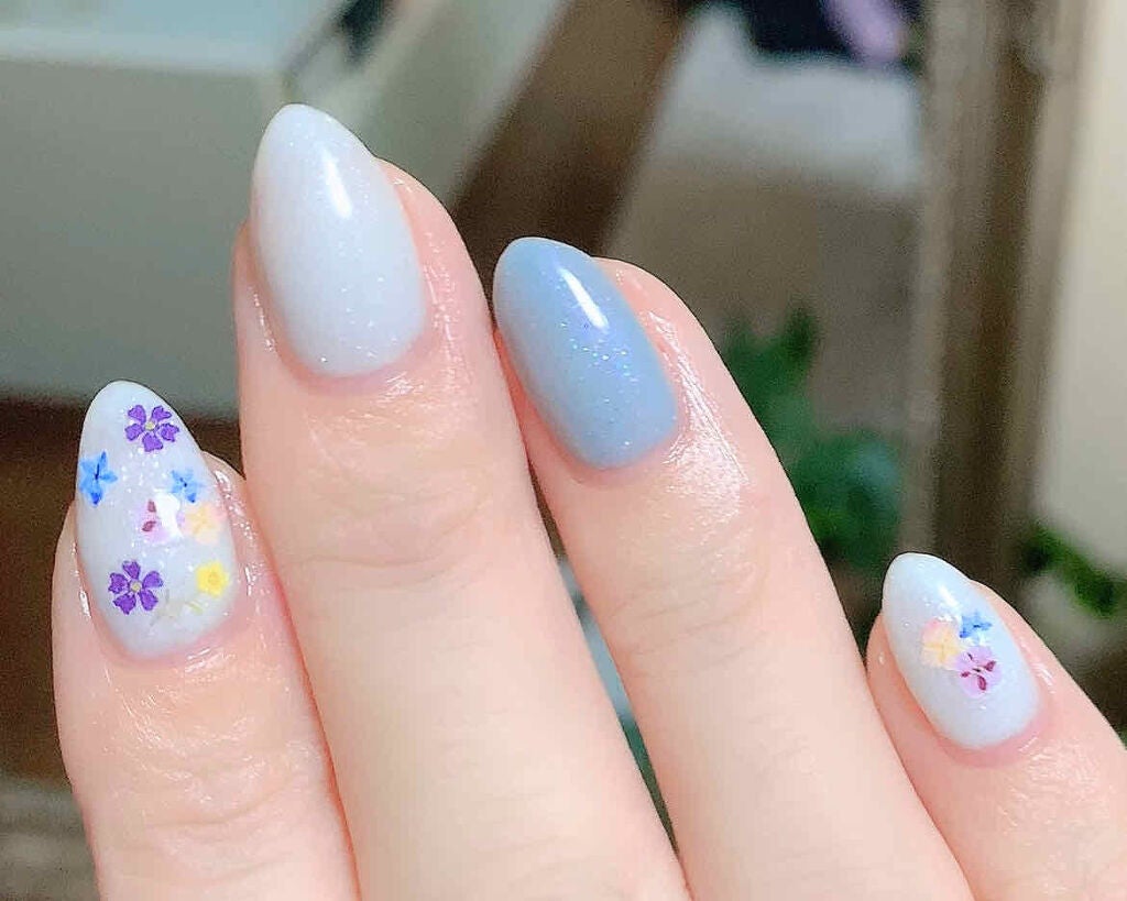 カラフルネイルズ/キャンメイク/マニキュアを使ったクチコミ(2枚目)