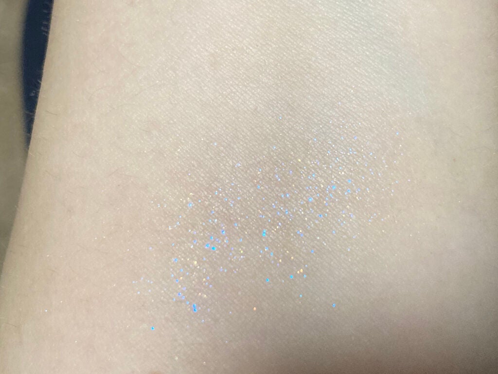 シアー グリッターアイズ/KiSS/単色アイシャドウを使ったクチコミ(7枚目)