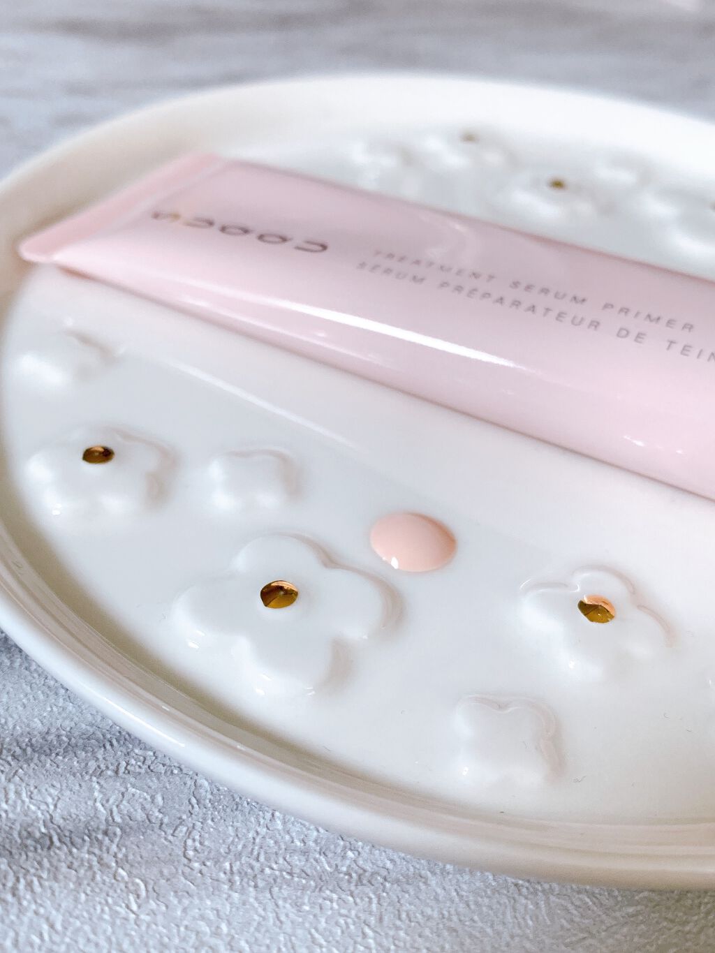 トリートメント セラム プライマー/SUQQU/化粧下地を使ったクチコミ（2枚目）