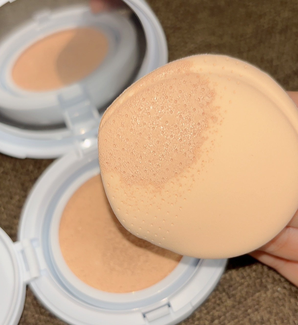 グロー マットクッション/APRILSKIN/クッションファンデーションを使ったクチコミ(5枚目)