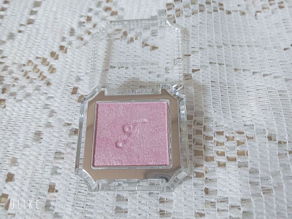 アイコニックルック アイシャドウ/JILL STUART/単色アイシャドウを使ったクチコミ(2枚目)