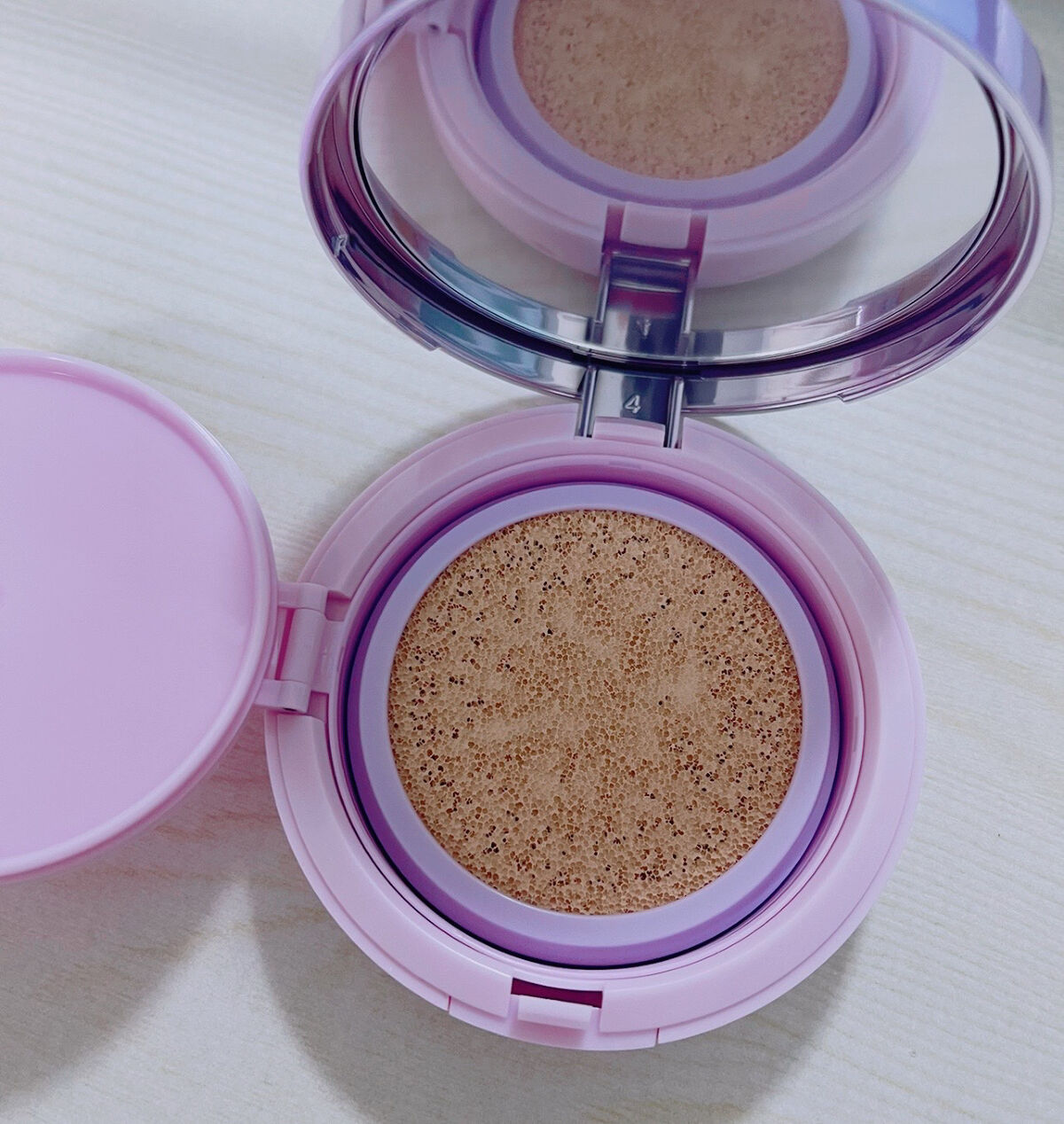 ウルトラスリムクッション＋レフィルセット 23号ナチュラルベージュ/APRILSKIN/クッションファンデーションを使ったクチコミ（3枚目）