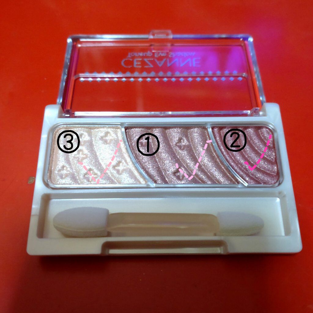 トーンアップアイシャドウ/CEZANNE/アイシャドウパレットを使ったクチコミ（2枚目）