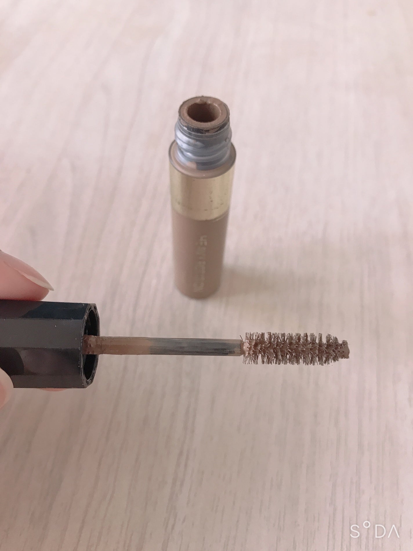 カラーリングアイブロウ/ヘビーローテーション/眉マスカラを使ったクチコミ(2枚目)