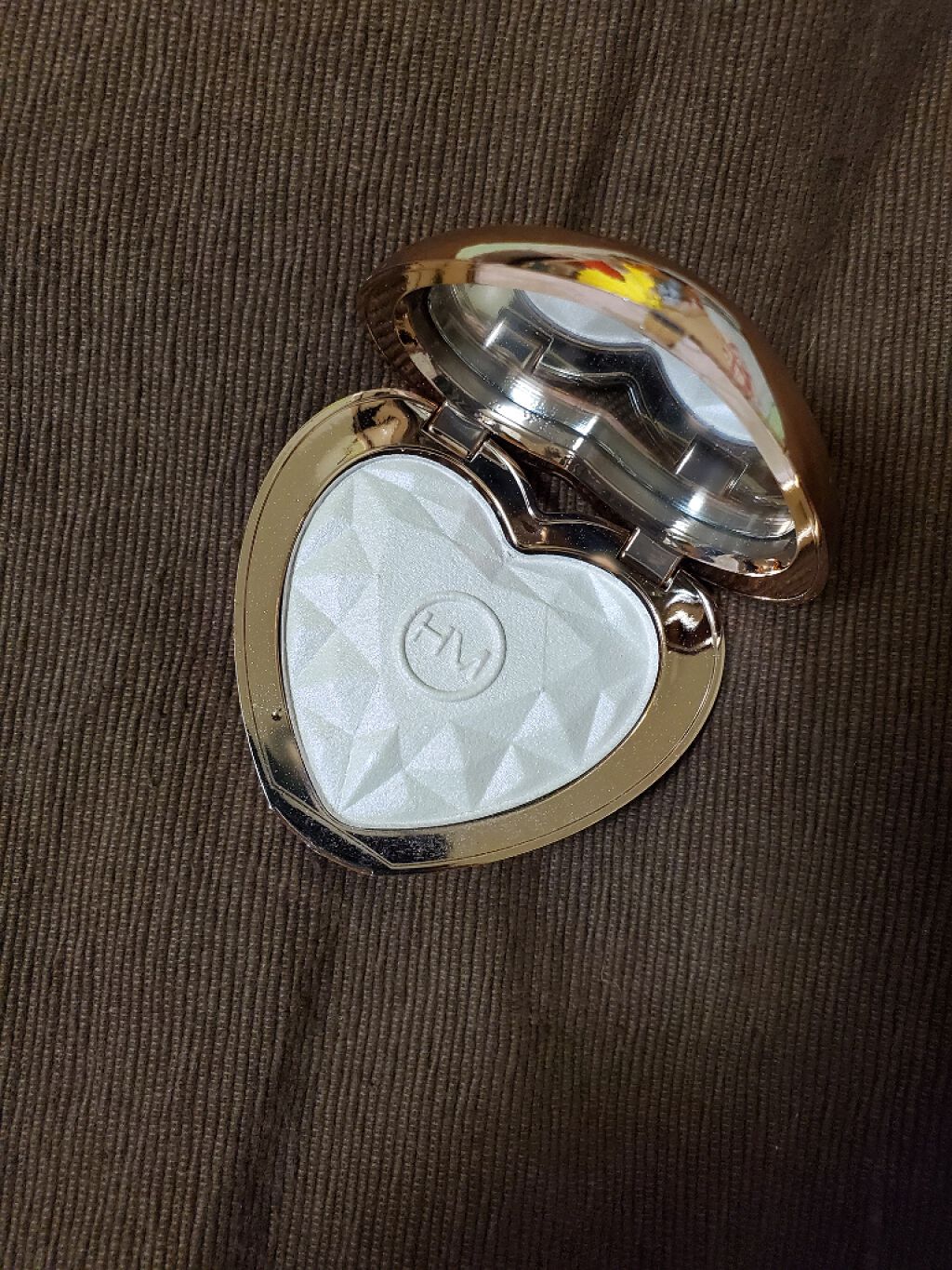 Huda Beauty LOVE LIGHT LOVE HIGHLIGIT POWDER