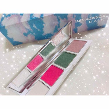 💎.◌* RMK
▷▷▷ フューチャーアイシャドウパレット

✩ Ar レザーホワイト

パッケージがまずかわいい💙
グリーンとピンクの組み合わせも絶妙💚💖
上品なラメ感で使いやすいです🐰

#RMK 