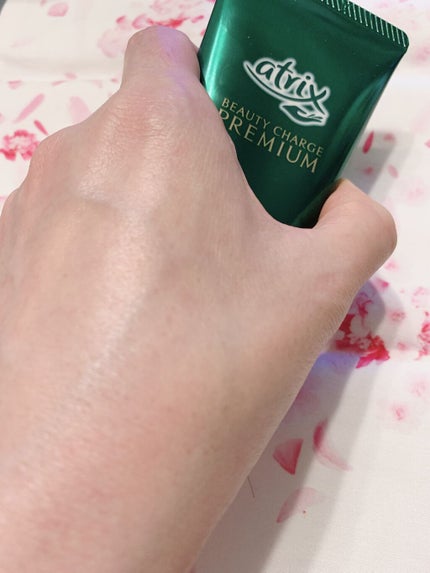 ビューティーチャージプレミアム 瞬間つや美肌 無香料/アトリックス/ハンドクリームを使ったクチコミ(4枚目)