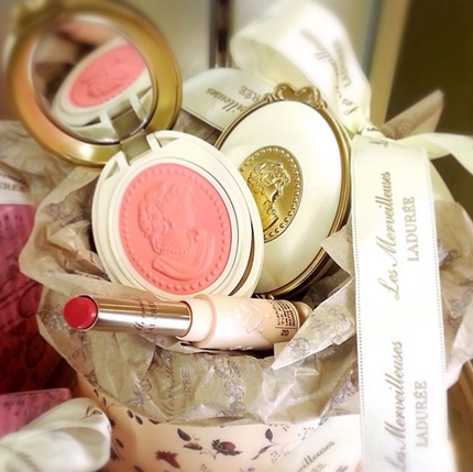 アイカラー コレクション/レ・メルヴェイユーズ ラデュレ/アイシャドウパレットを使ったクチコミ(2枚目)