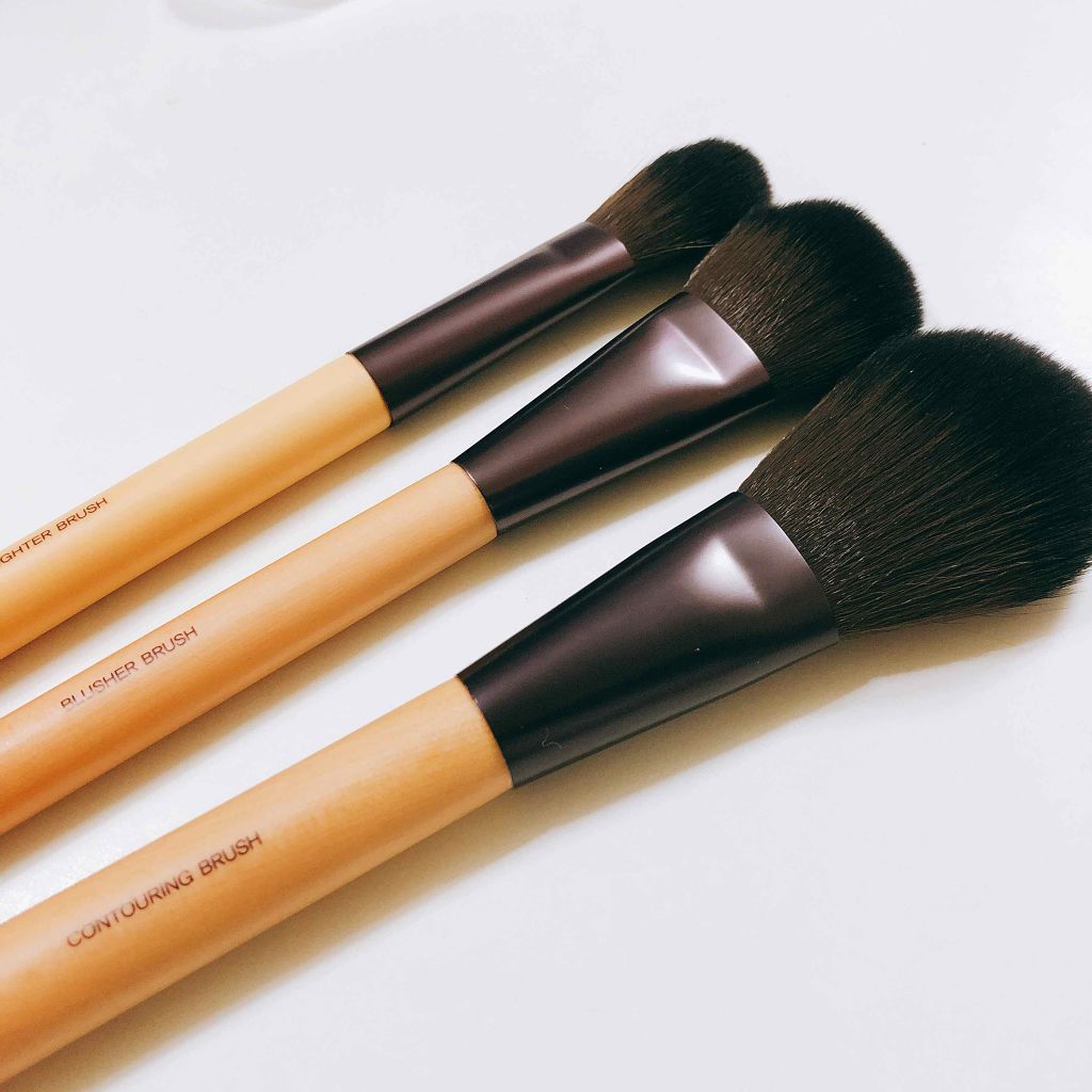 アーティスツール パウダー ブラシ(#201)/MISSHA/メイクブラシを使ったクチコミ（3枚目）