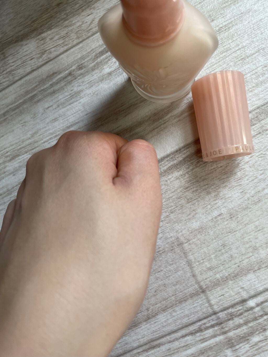 モイスチュアライジング ファンデーション プライマー/PAUL & JOE BEAUTE/化粧下地を使ったクチコミ(5枚目)