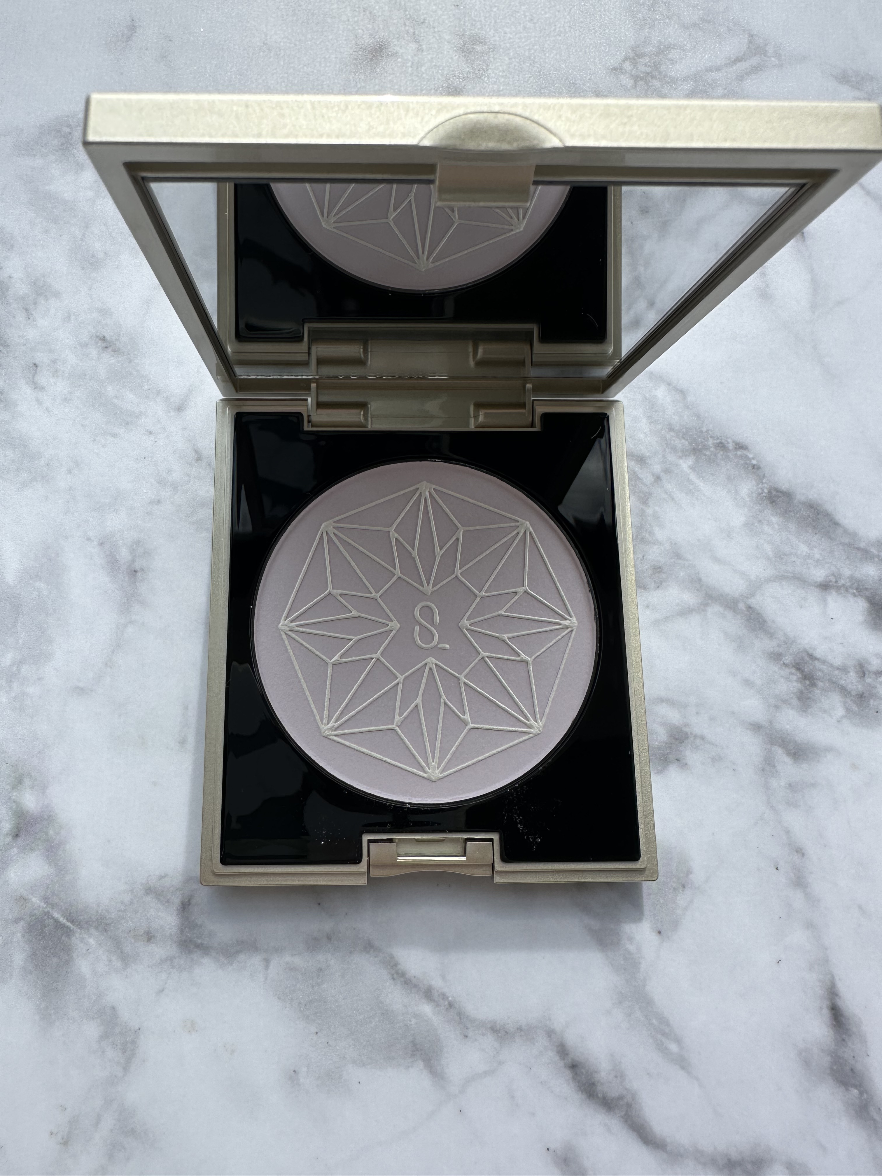 20th アニバーサリー フェイス コンパクト 103 透艶 - SUKITSUYA/SUQQU/パウダーハイライトを使ったクチコミ（2枚目）