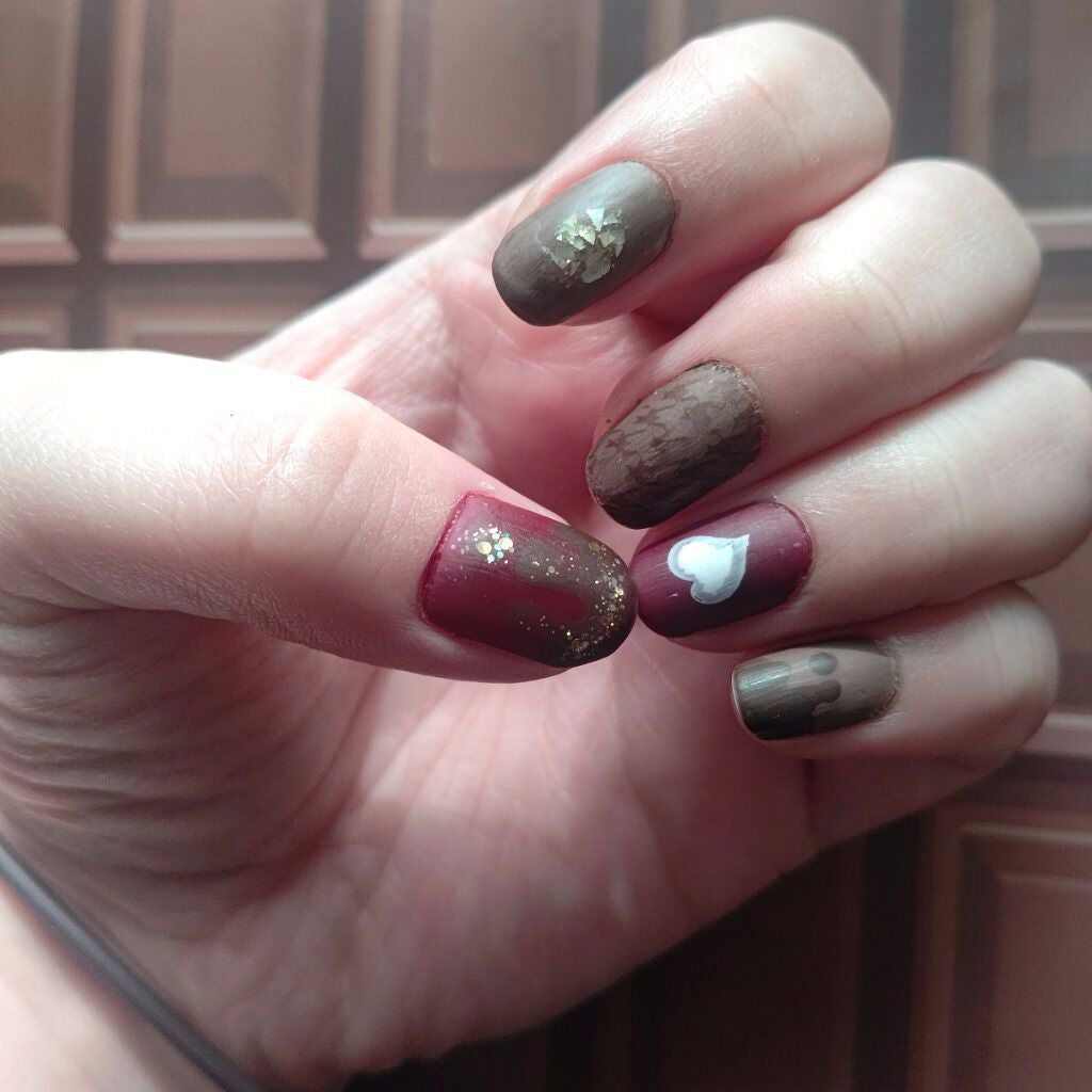 カラフルネイルズ/キャンメイク/マニキュアを使ったクチコミ(2枚目)