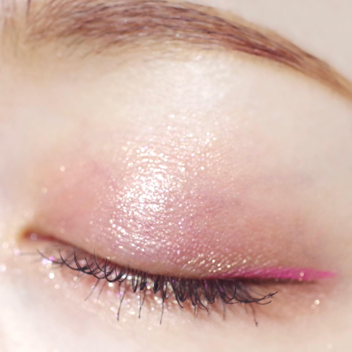 エレクトリックショックアイズ /KATE/アイシャドウパレットを使ったクチコミ(2枚目)