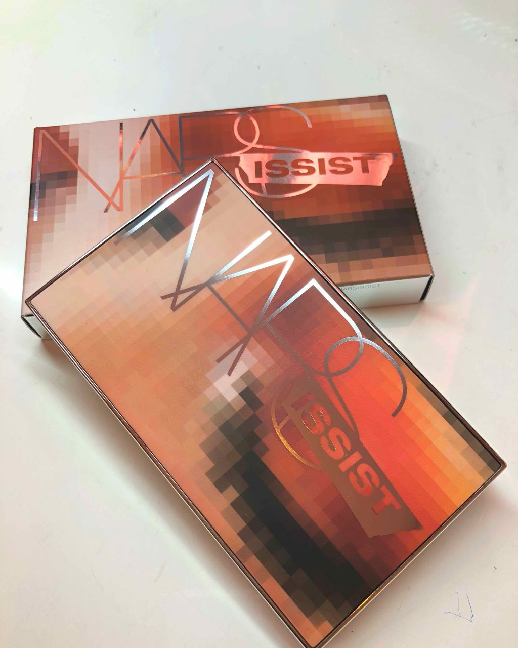 ナーズイスト ウォンテッド アイシャドーパレット/NARS/アイシャドウパレットを使ったクチコミ(1枚目)