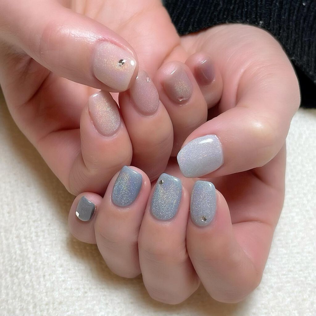 mihi on LIPS 「unicornmagnet🦄同じパウダーでもベースの色が違うと..」(2枚目)