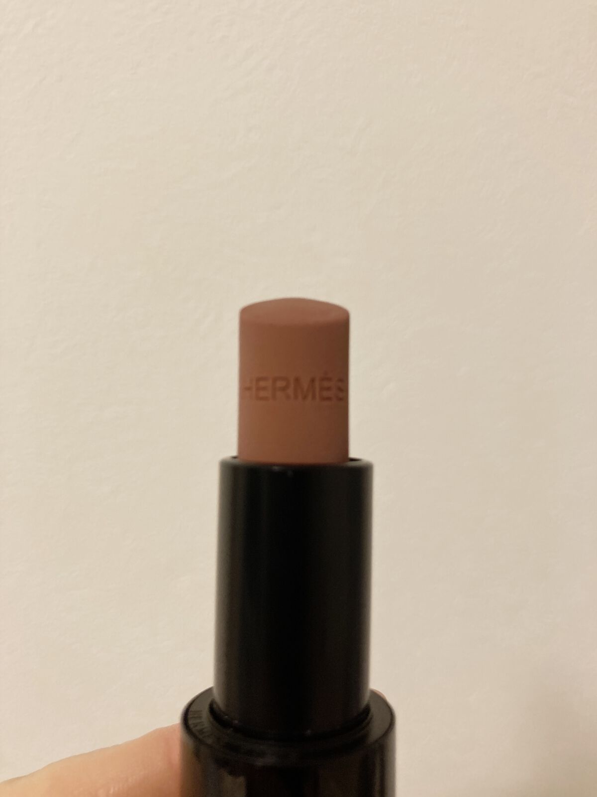 ローズ・エルメス ローズ ア レーヴル 49/エルメス/口紅を使ったクチコミ（2枚目）