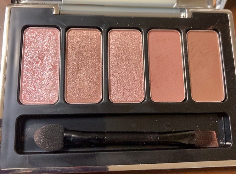 Armuje ジュエルアイカラーコレクションのクチコミ「#armuje 
ジュエルアイカラーコレクション
モルガナイトの妖精

全面鏡だし
これ一個で.....」（1枚目）