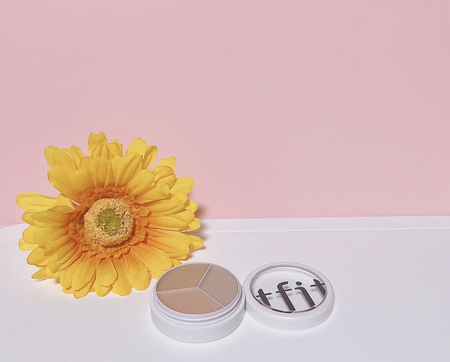 カバーアッププロコンシーラー/TFIT/パレットコンシーラーを使ったクチコミ（2枚目）