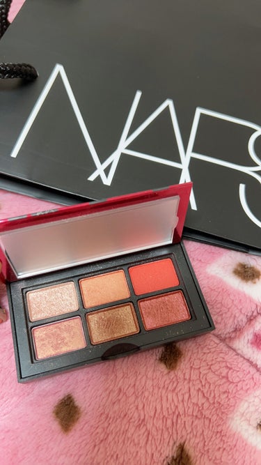 アンインヒビテッド アイシャドーパレット S /NARS/アイシャドウパレットを使ったクチコミ（2枚目）