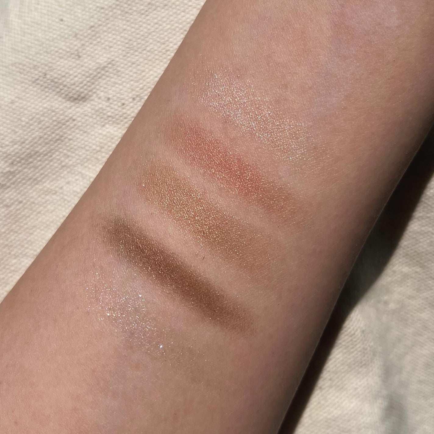 インウイ アイズ/INOUI/アイシャドウパレットを使ったクチコミ(3枚目)